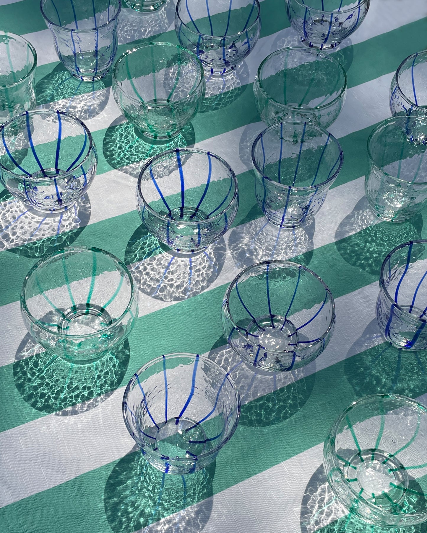 Eisbecher Stripes mare blue Bild 3