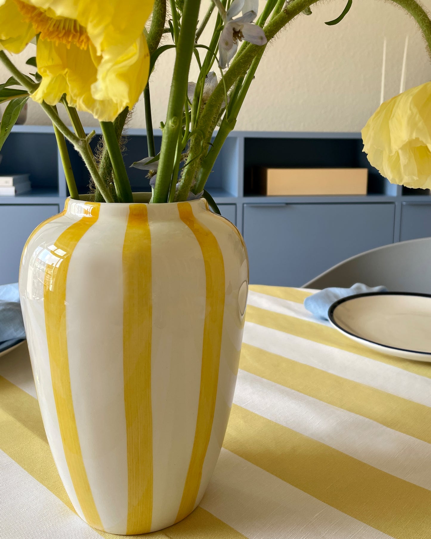 Vase FUNKY FLOWER gelb gestreift Bild 3