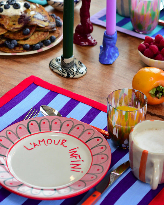 Teller L’AMOUR INFINI Bild 1