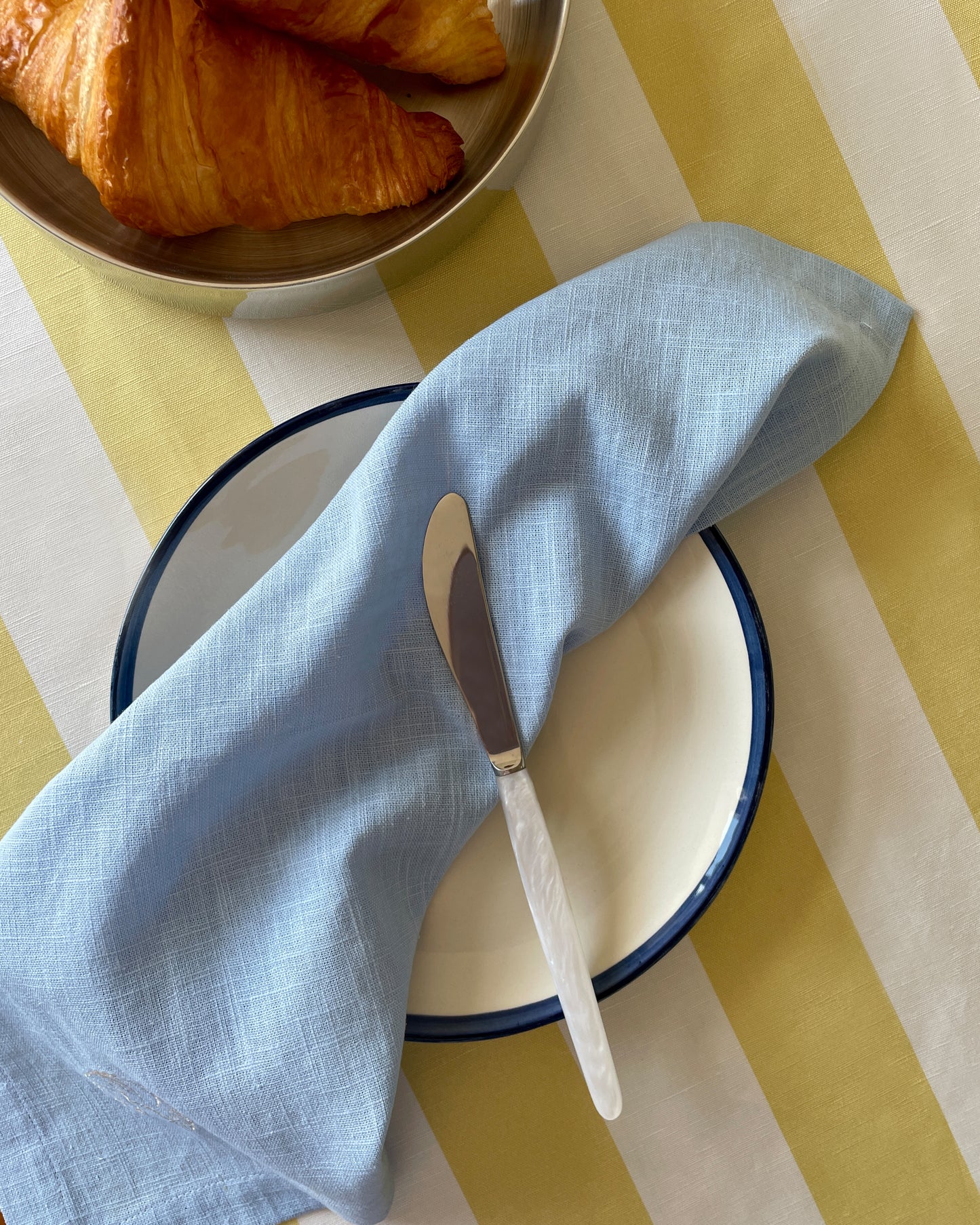 Teller MORNING BLISS weiß/ blau Bild 1